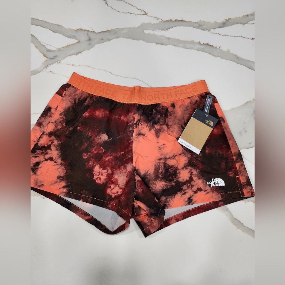 The North Face Printed Wander Short Size Large Coral Ice Dye Print NWT
